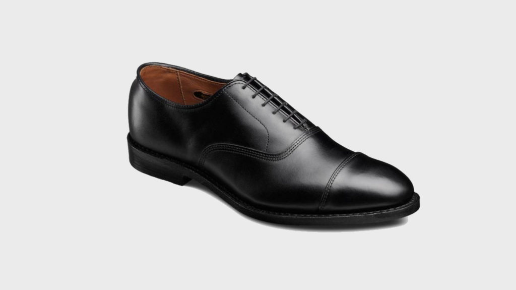 Oxford Dress Shoes - Men's Essentials